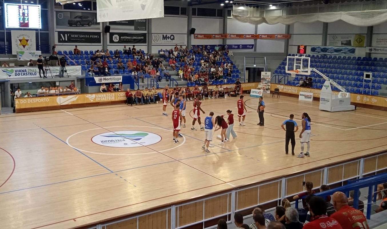 Pavilhão basquetebol - Picture of Clube Nacional de Natac-o, Lisbon -  Tripadvisor