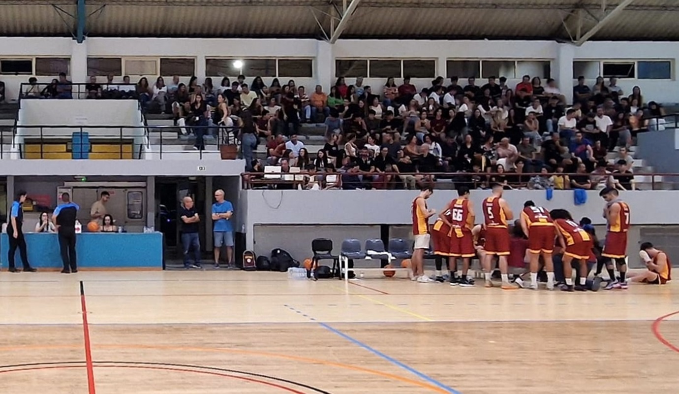 Clube de Basquete de Viana entra a perder no campeonato