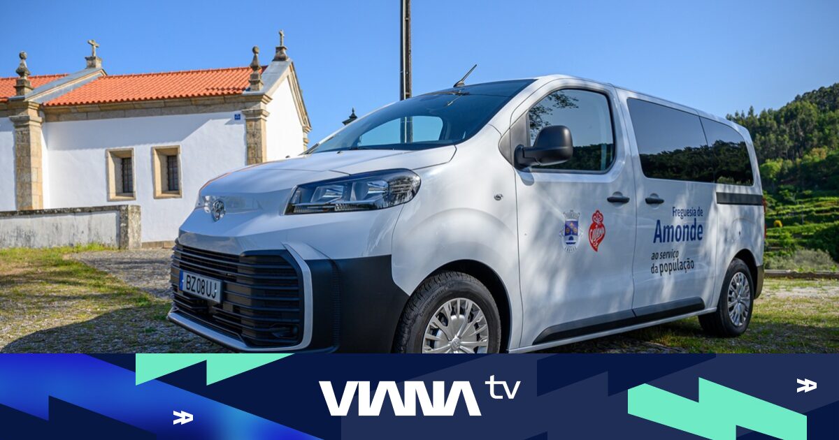 Câmara Municipal de Viana entrega viatura de transporte escolar à ...